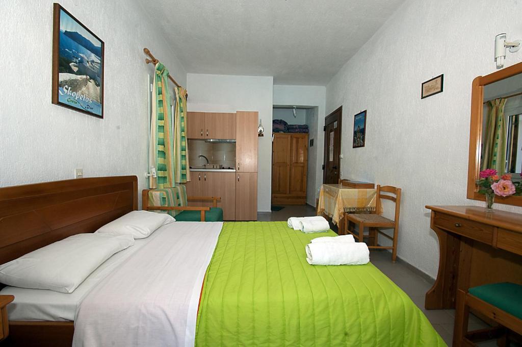 Pegasus Apartments Stafylos Room photo