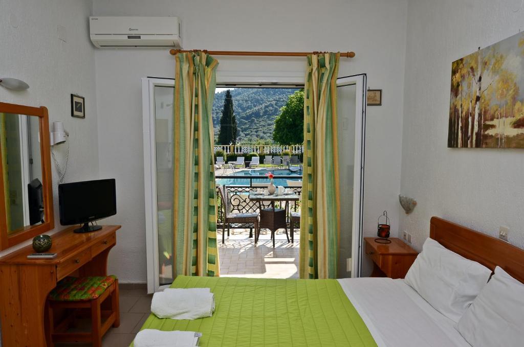 Pegasus Apartments Stafylos Exterior photo